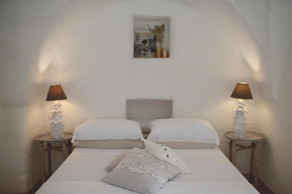 Masseria Eccellenza Pezze Di Greco Exteriör bild